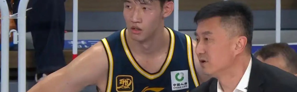 开云体育服务-上半场独砍10分，下半场却几乎被DNP，球迷：你也指着杜锋骂一次