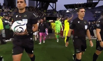 半场：纳什维尔0-0迈阿密，梅西机会略少，法尔孔伤退